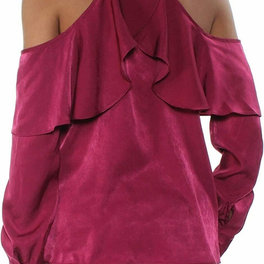 New pretty blouse - Picture 3 of 6